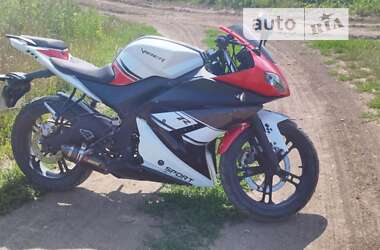 Спортбайк Viper R1 2014 в Чорткові