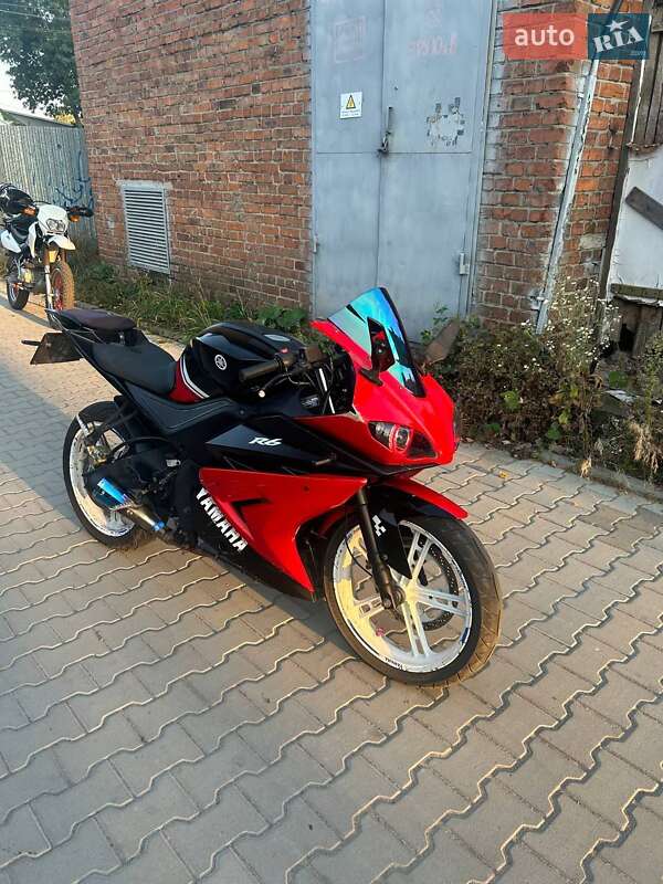 Спортбайк Viper R1 2014 в 