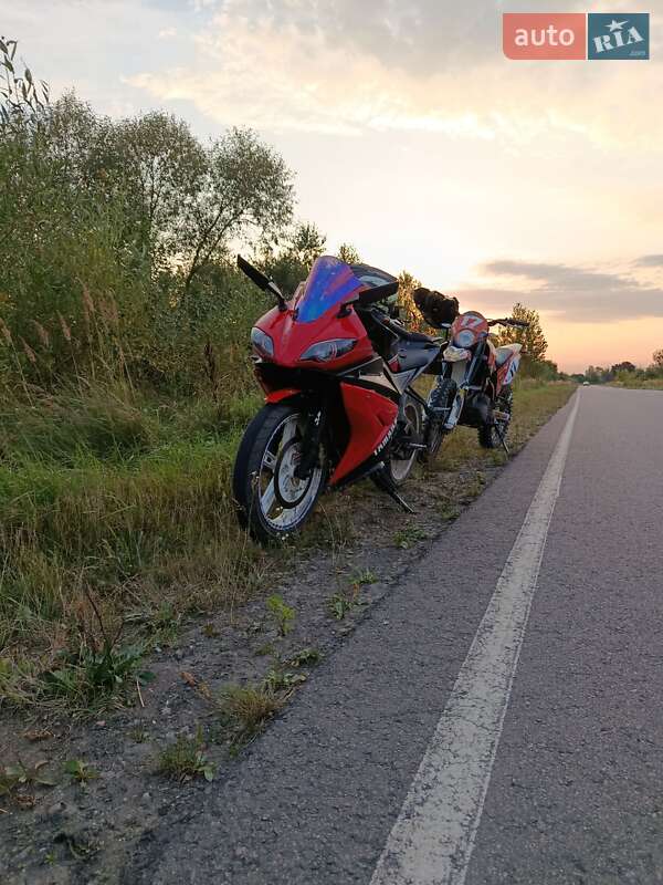 Спортбайк Viper R1 2014 в Великих Мостах