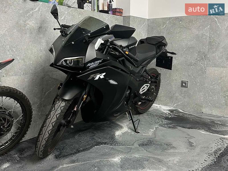 Viper R1 2021