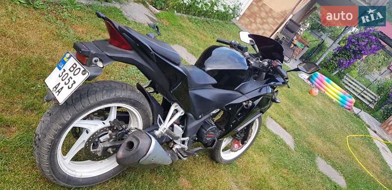 Спортбайк Viper V 250CR 2014 в Городенке