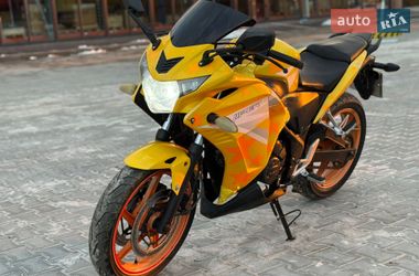 Мотоцикл Спорт-туризм Viper V 250CR 2014 в Калуше