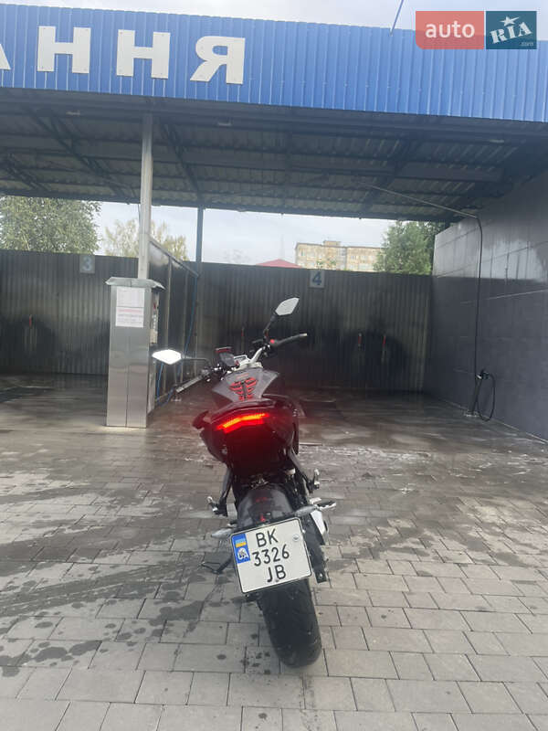 Мотоцикл Без обтікачів (Naked bike) Voge 300R 2024 в Костопілі фото 5 Мотоцикл Без обтікачів (Naked bike) Voge 300R 2024 в Костопілі