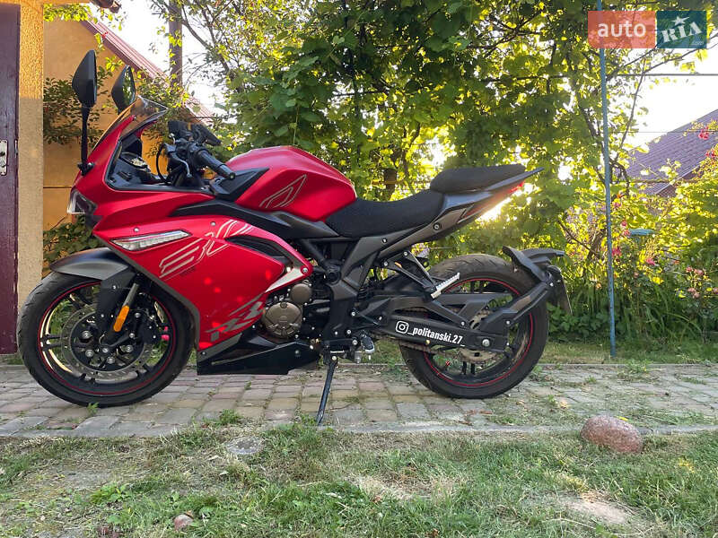 Мотоцикл Спорт-туризм Voge 300RR 2023 в Бродах