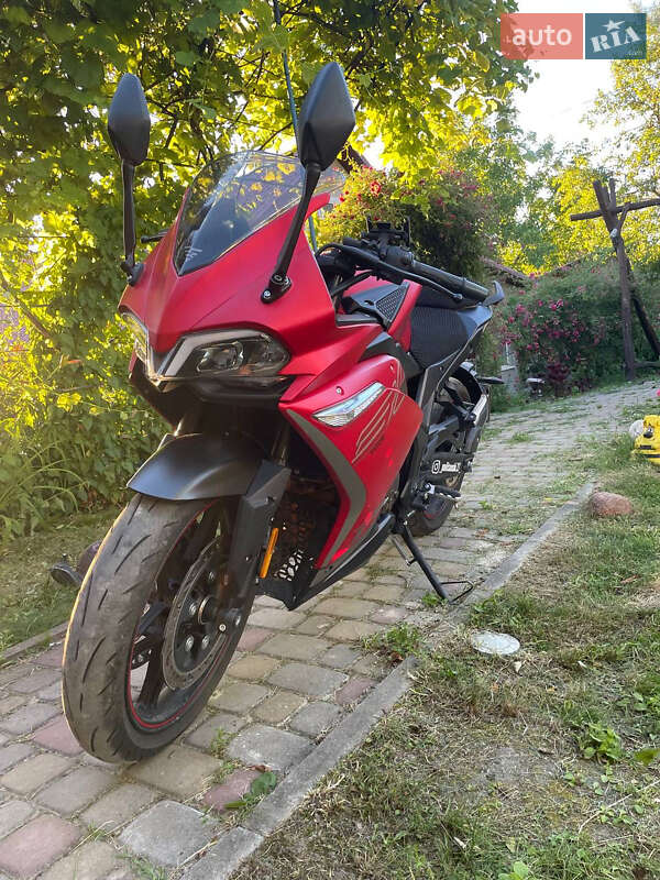 Мотоцикл Спорт-туризм Voge 300RR 2023 в Бродах
