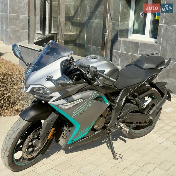 Спортбайк Voge 300RR 2021 в Киеве