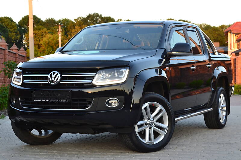 Позашляховик / Кросовер Volkswagen Amarok 2015 в Рівному