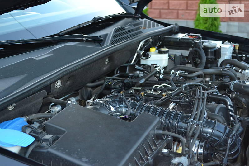 Позашляховик / Кросовер Volkswagen Amarok 2015 в Рівному