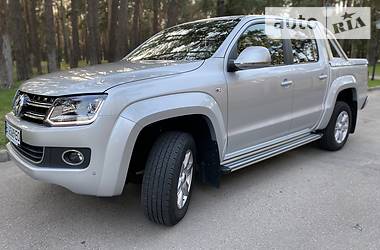 Позашляховик / Кросовер Volkswagen Amarok 2015 в Чернігові