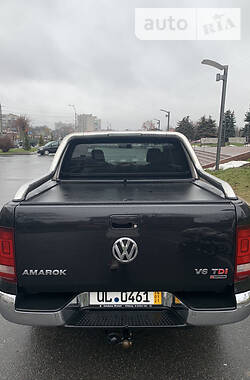 Пікап Volkswagen Amarok 2016 в Вінниці