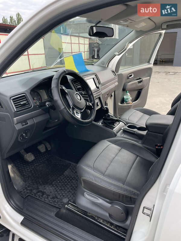 Пикап Volkswagen Amarok 2017 в Магдалиновке