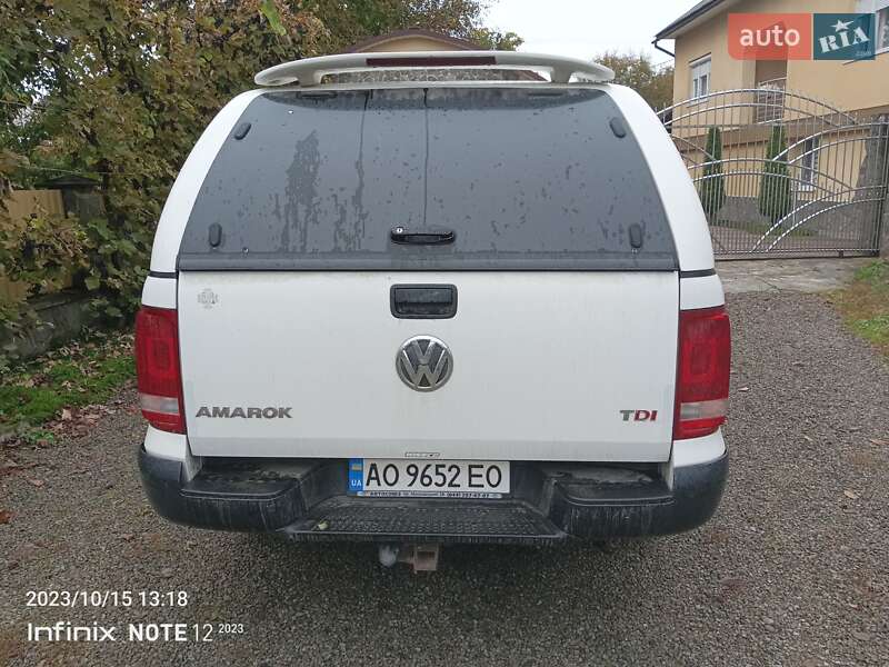 Пікап Volkswagen Amarok 2011 в Тячеві