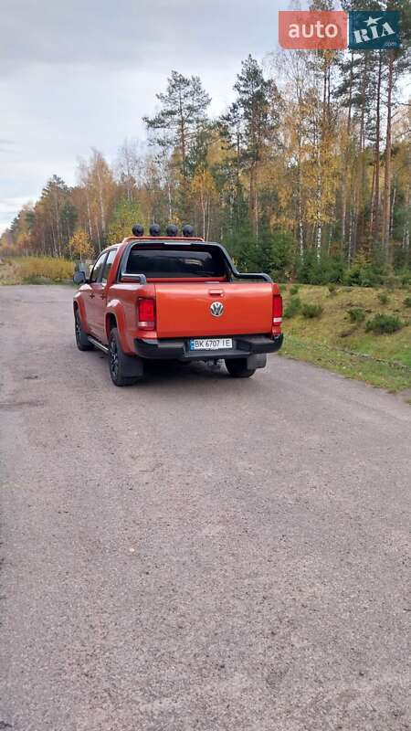 Пікап Volkswagen Amarok 2016 в Рівному