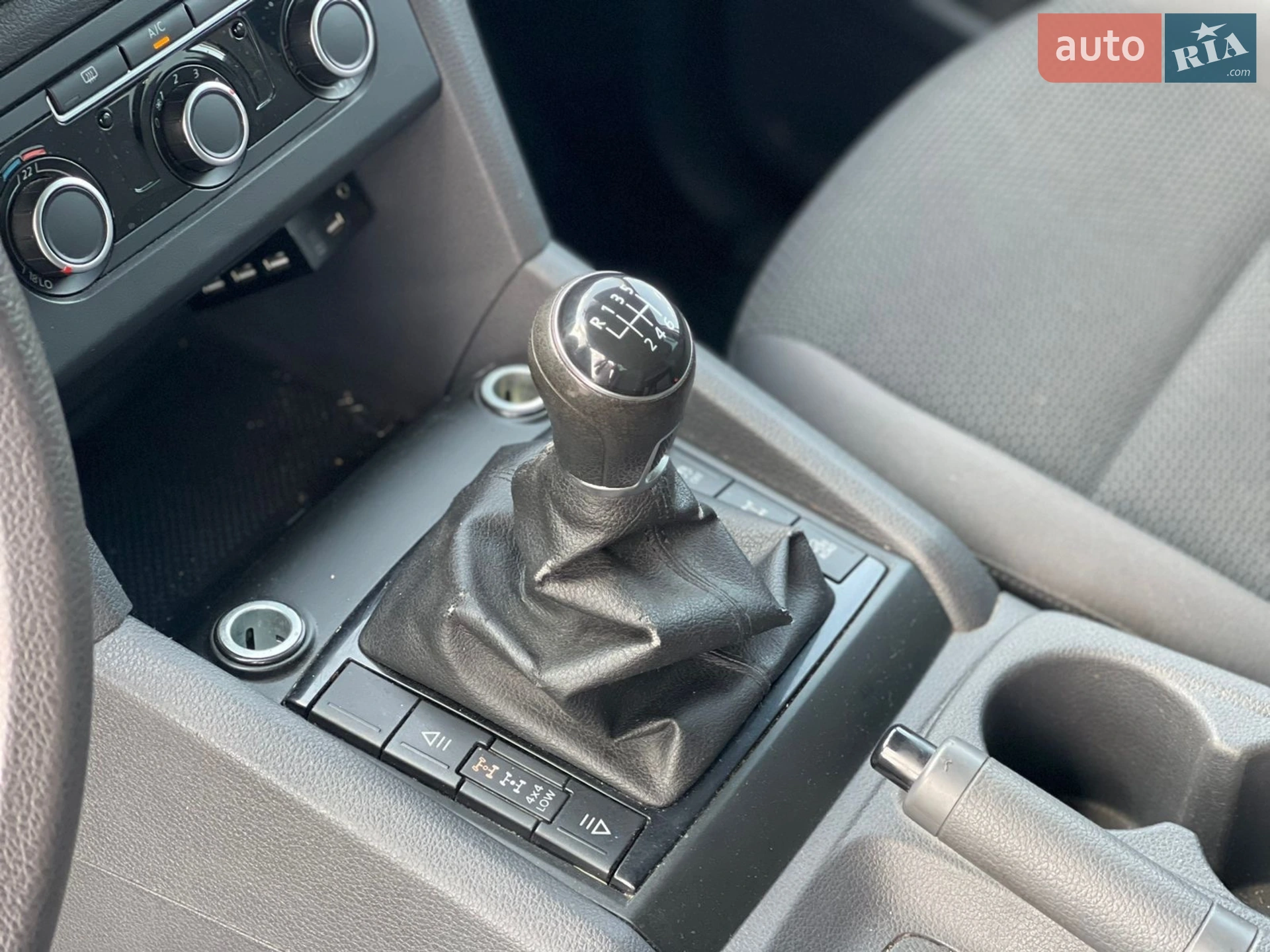 2014 Volkswagen Amarok - мініатюра 17