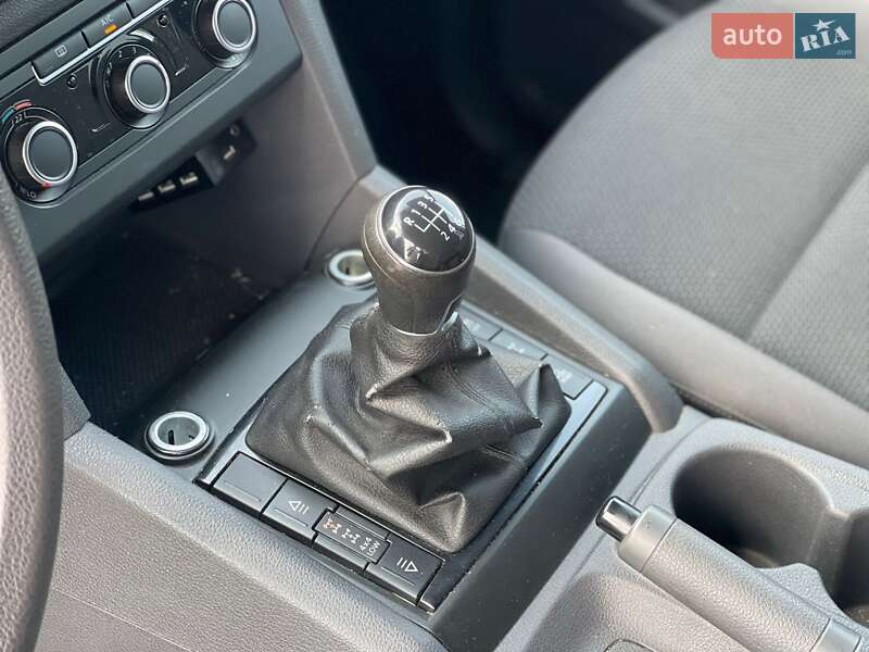 Пикап Volkswagen Amarok 2014 в Ужгороде