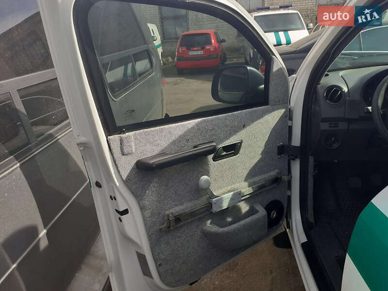 Бронированный автомобиль Volkswagen Amarok 2018 в Киеве