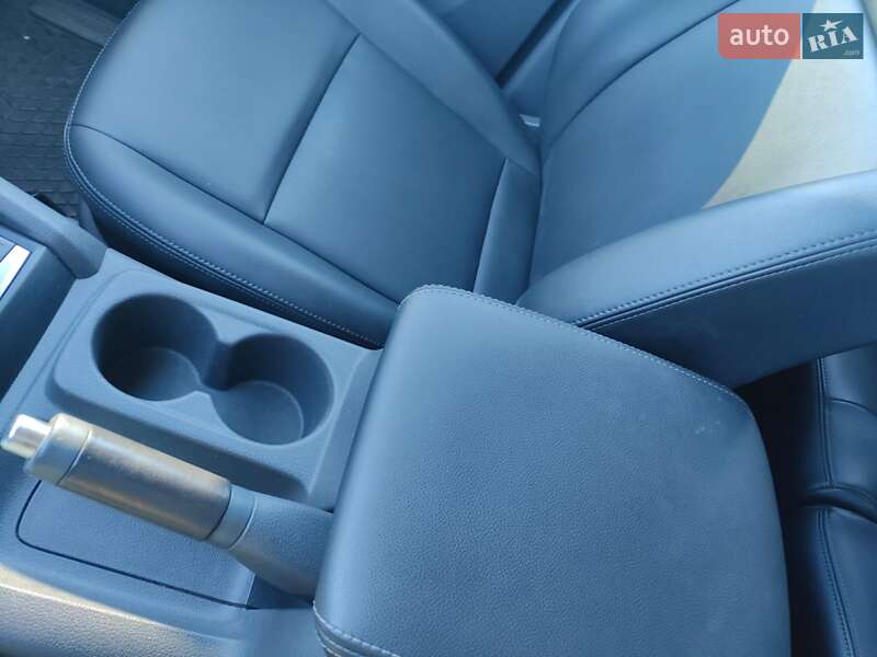 Пикап Volkswagen Amarok 2013 в Одессе