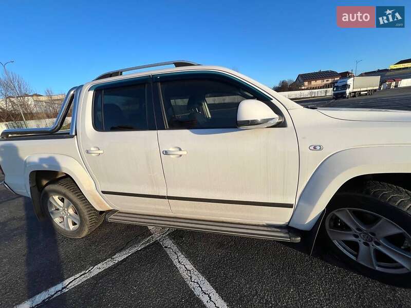 Пикап Volkswagen Amarok 2015 в Ужгороде