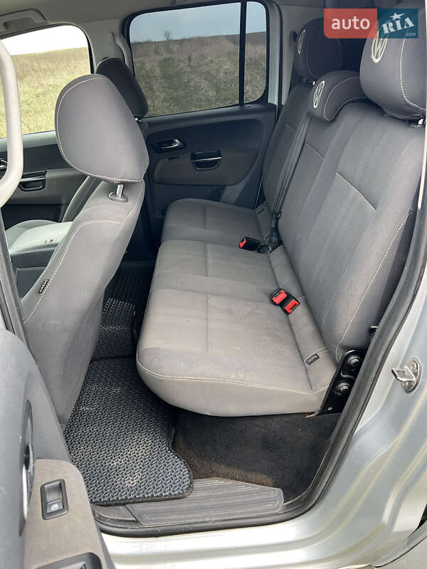 Пикап Volkswagen Amarok 2011 в Ровно