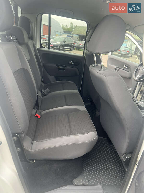 Пикап Volkswagen Amarok 2013 в Ровно