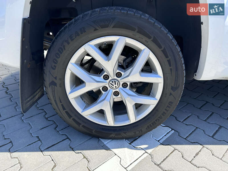 Пикап Volkswagen Amarok 2017 в Черновцах