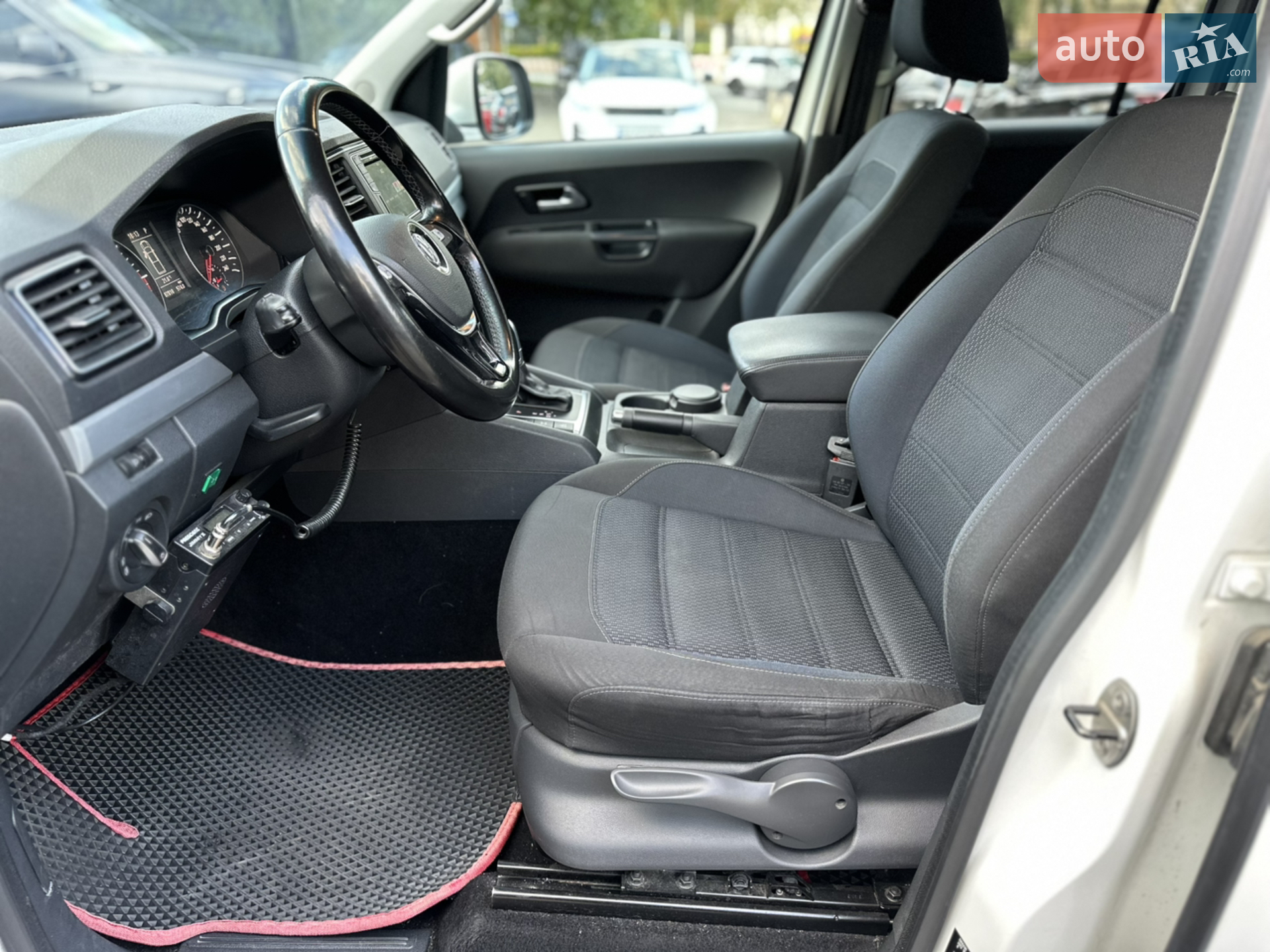 2017 Volkswagen Amarok - мініатюра 10