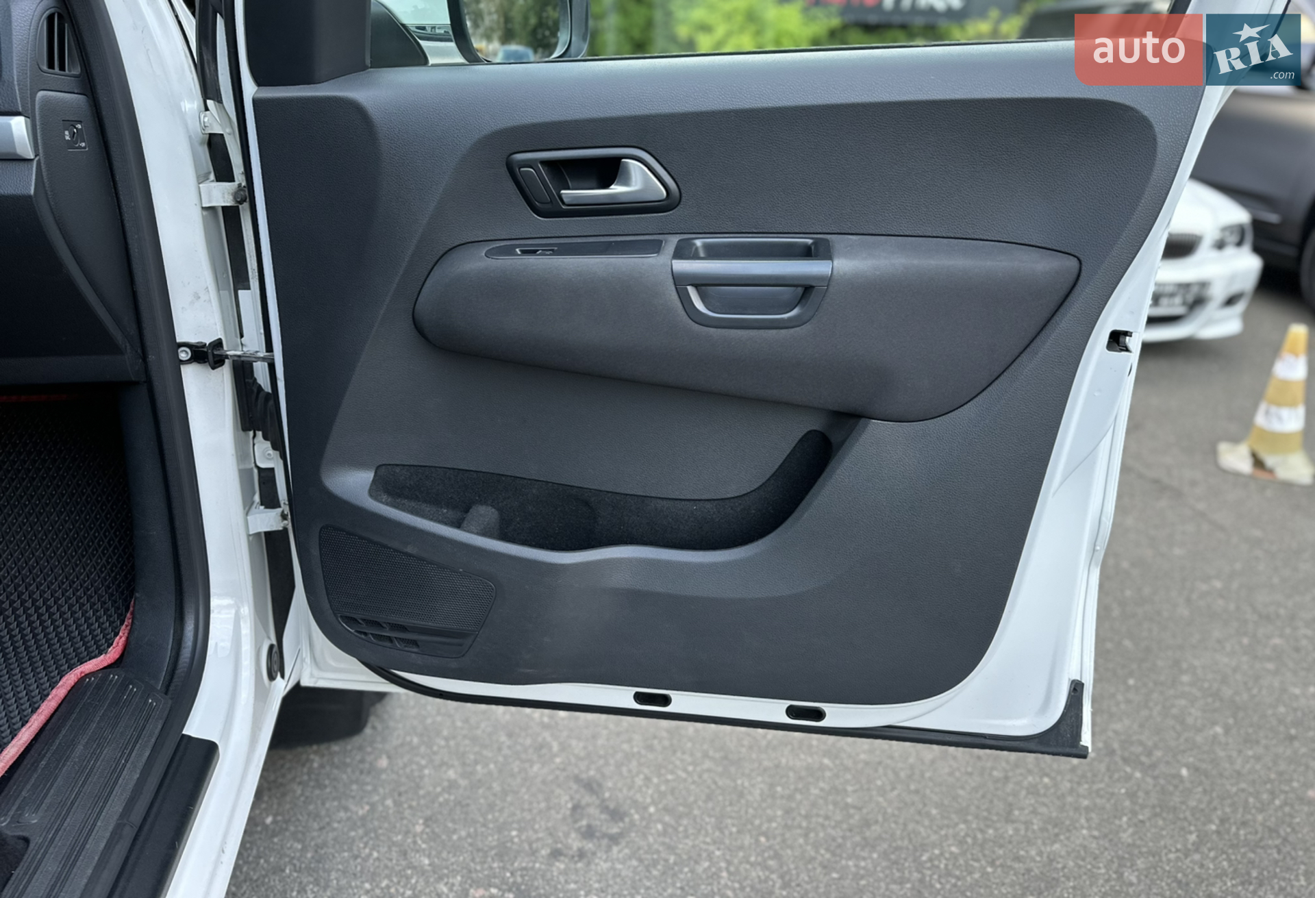 2017 Volkswagen Amarok - мініатюра 21