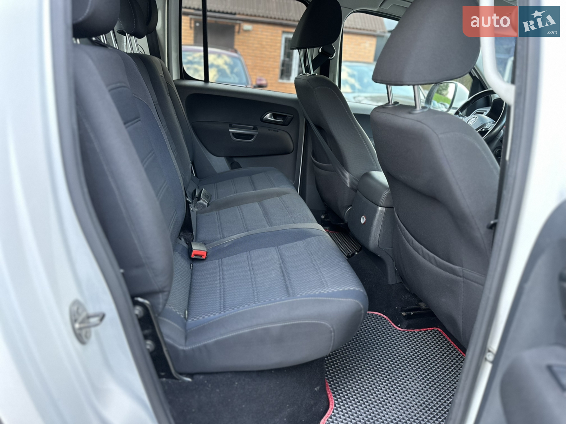 2017 Volkswagen Amarok - мініатюра 24