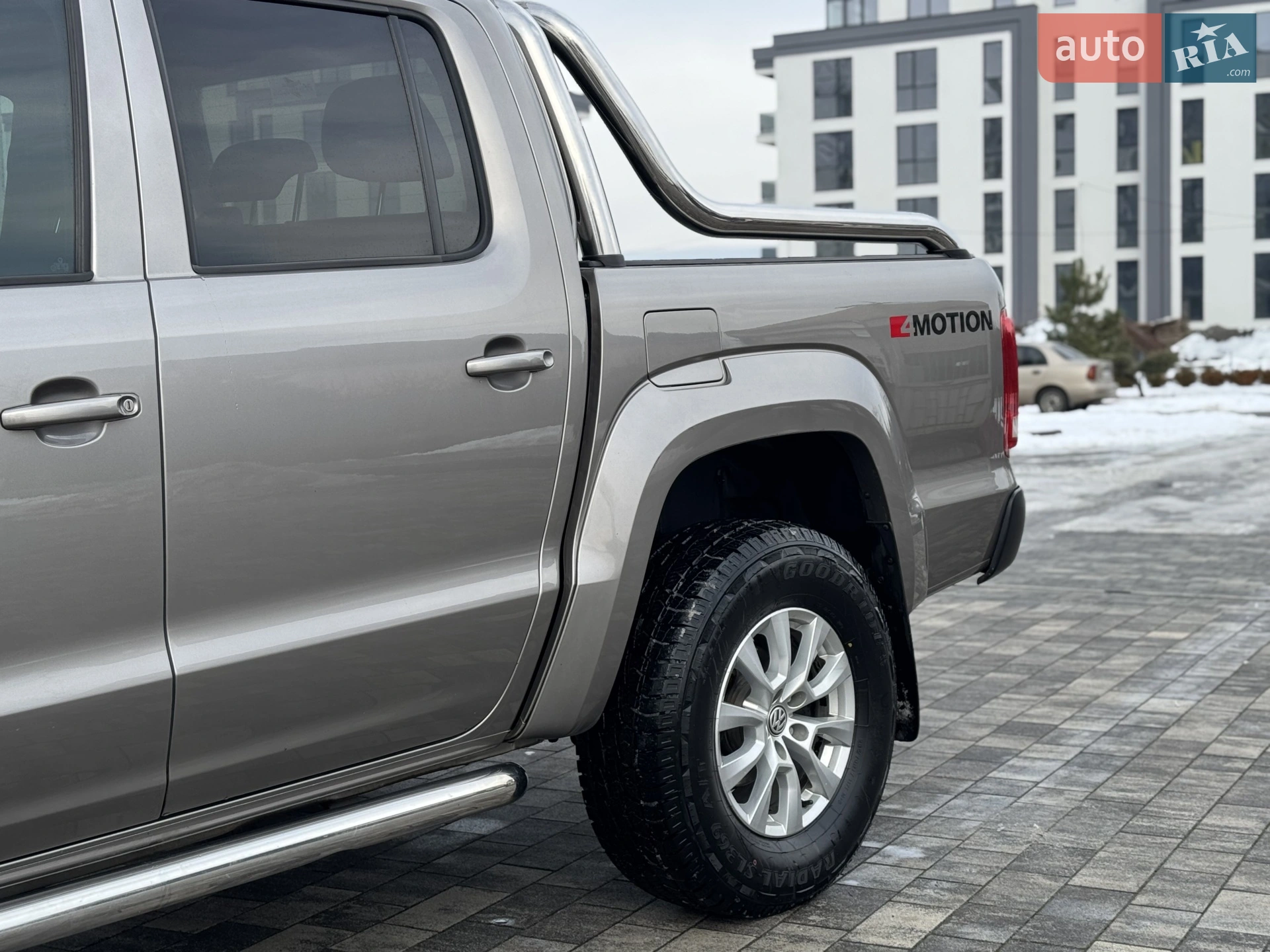 2017 Volkswagen Amarok - мініатюра 2
