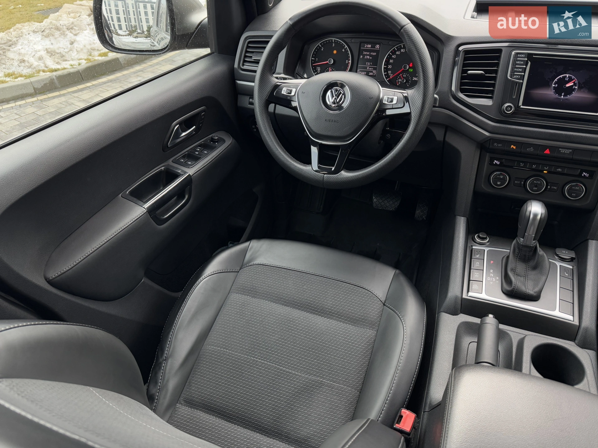 2017 Volkswagen Amarok - мініатюра 23