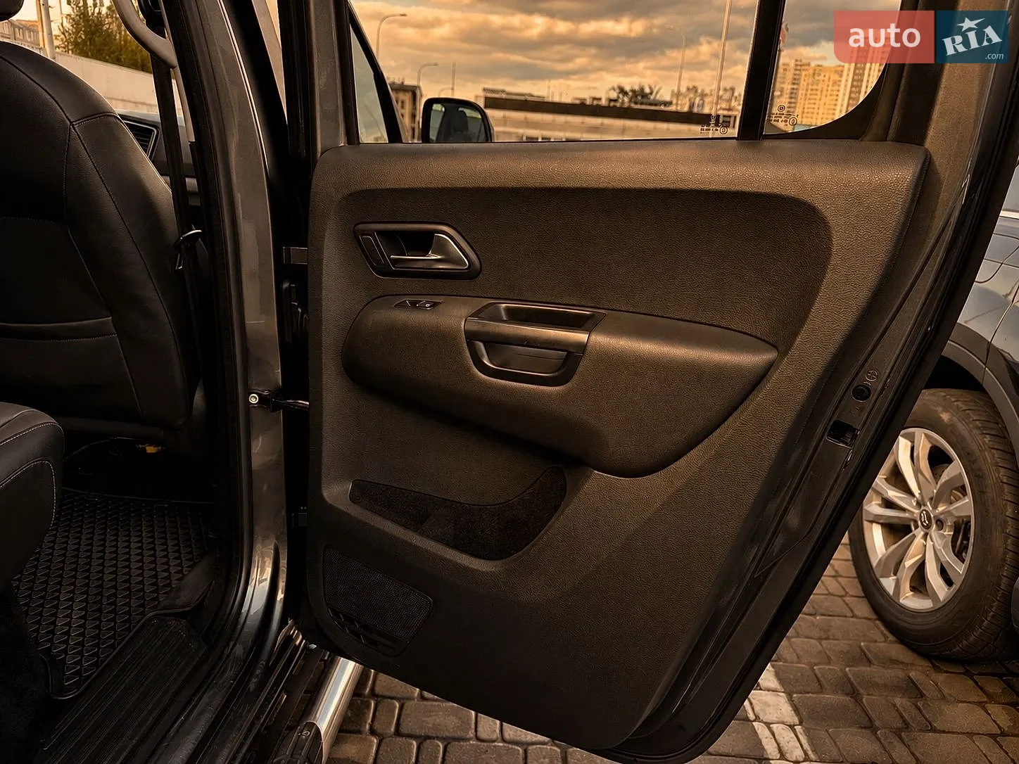 2017 Volkswagen Amarok - мініатюра 16