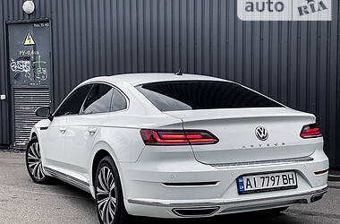 Лифтбек Volkswagen Arteon 2020 в 