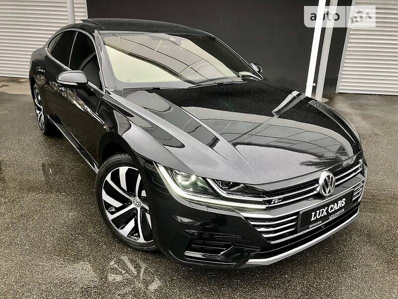 Ліфтбек Volkswagen Arteon 2018 в Києві