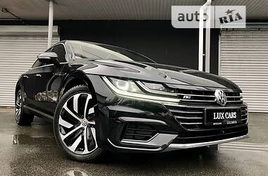 Лифтбек Volkswagen Arteon 2018 в 