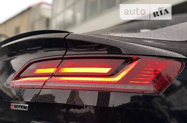 Лифтбек Volkswagen Arteon 2018 в 