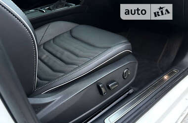 Лифтбек Volkswagen Arteon 2019 в 
