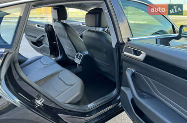 Лифтбек Volkswagen Arteon 2020 в 