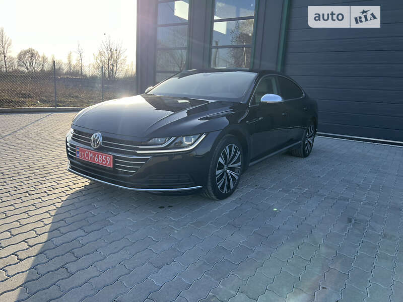 Лифтбек Volkswagen Arteon 2019 в Калуше