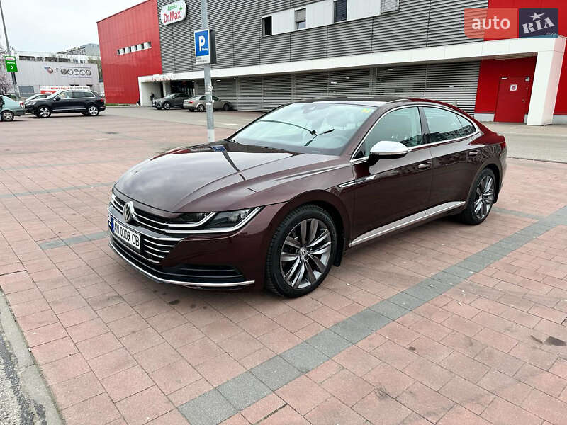 Лифтбек Volkswagen Arteon 2018 в Киеве