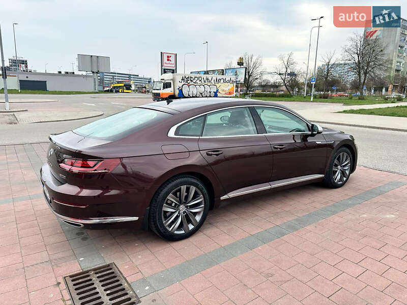 Лифтбек Volkswagen Arteon 2018 в Киеве