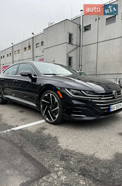 Лифтбек Volkswagen Arteon 2020 в Киеве