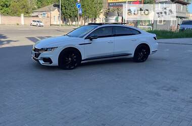 Лифтбек Volkswagen Arteon 2019 в Киеве