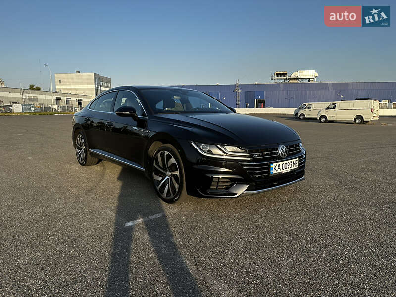 Лифтбек Volkswagen Arteon 2017 в Киеве