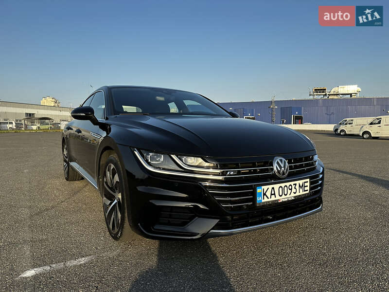 Лифтбек Volkswagen Arteon 2017 в Киеве