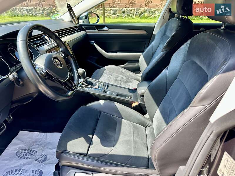 Лифтбек Volkswagen Arteon 2017 в Киеве фото 63 Лифтбек Volkswagen Arteon 2017 в Киеве