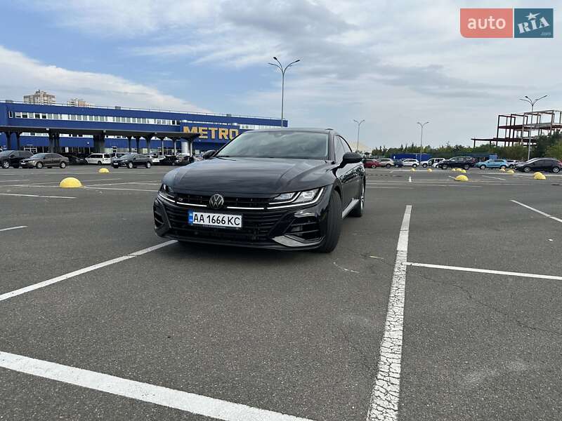 Лифтбек Volkswagen Arteon 2019 в Киеве
