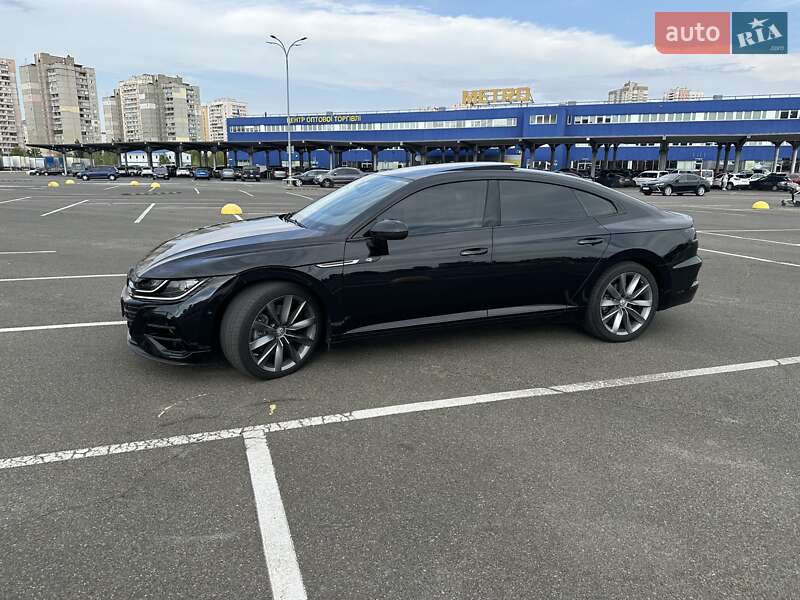 Лифтбек Volkswagen Arteon 2019 в Киеве