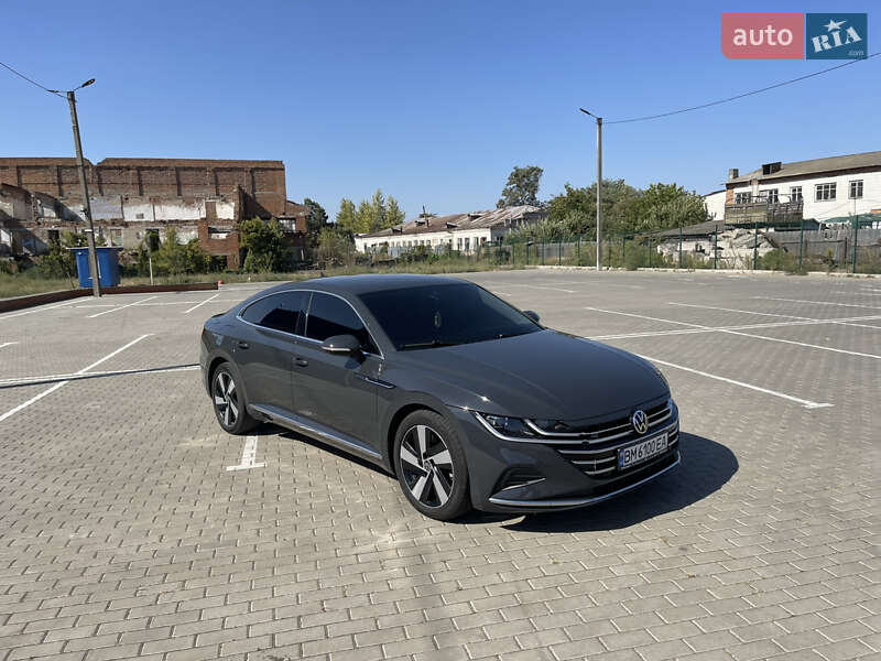 Ліфтбек Volkswagen Arteon 2021 в Ромнах
