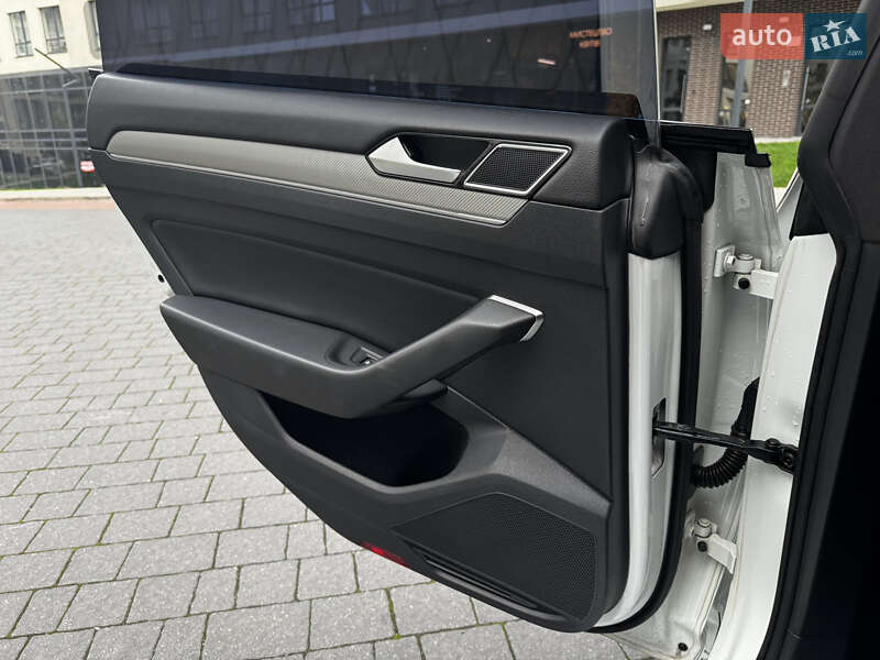 Ліфтбек Volkswagen Arteon 2019 в Львові