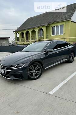 Ліфтбек Volkswagen Arteon 2017 в Іршаві